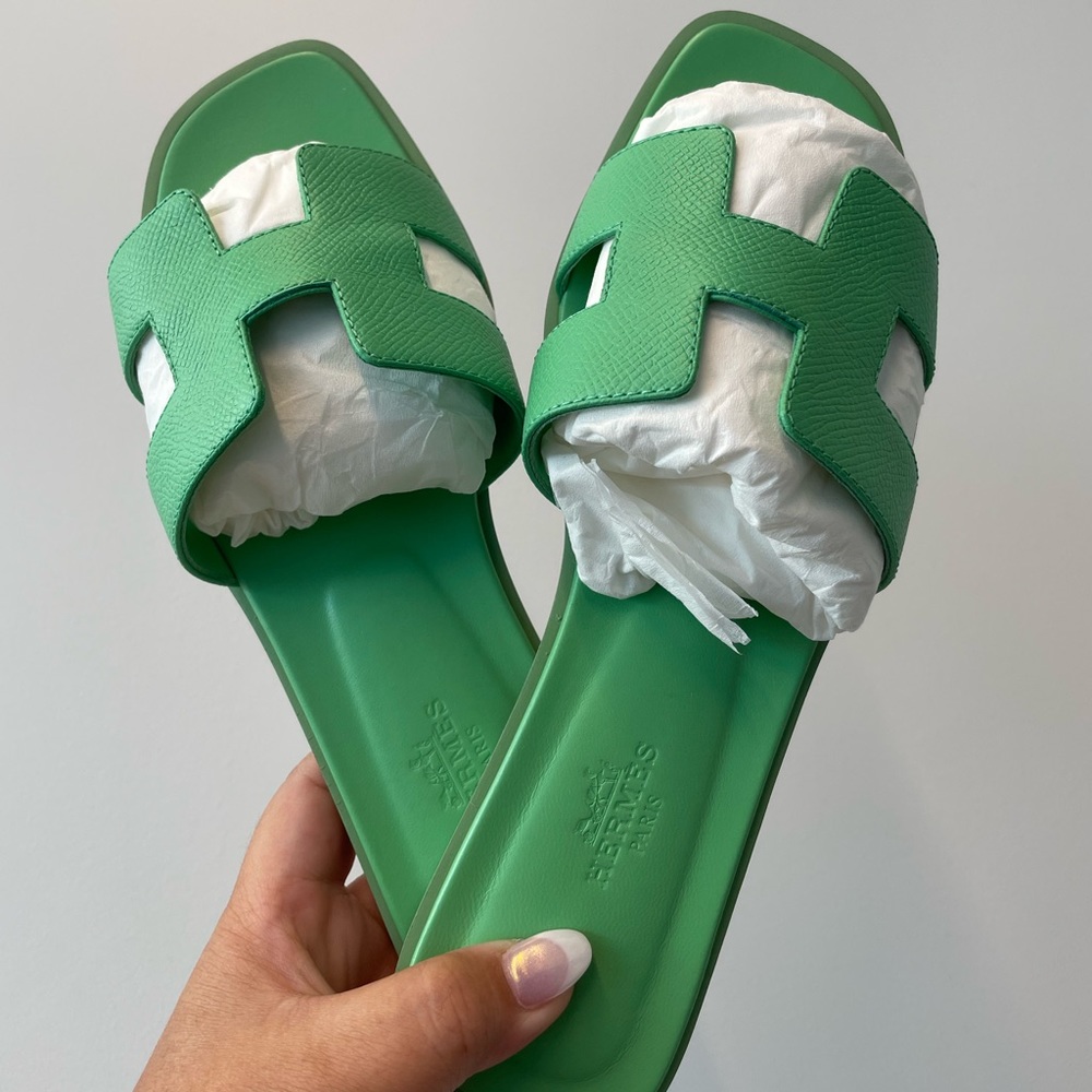 🧡 BNIB AUTHENTIC Hermès Epsom Oran Sandals in size 37 (Women’s 7) 🧡